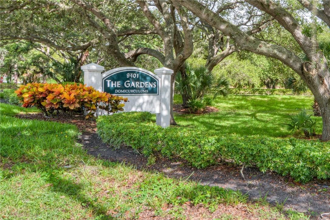 216 Elmwood Cir., Seminole, FL 33777