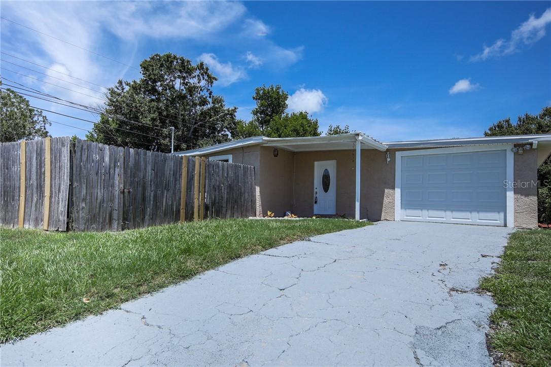 11906 104th St., Largo, FL 33773