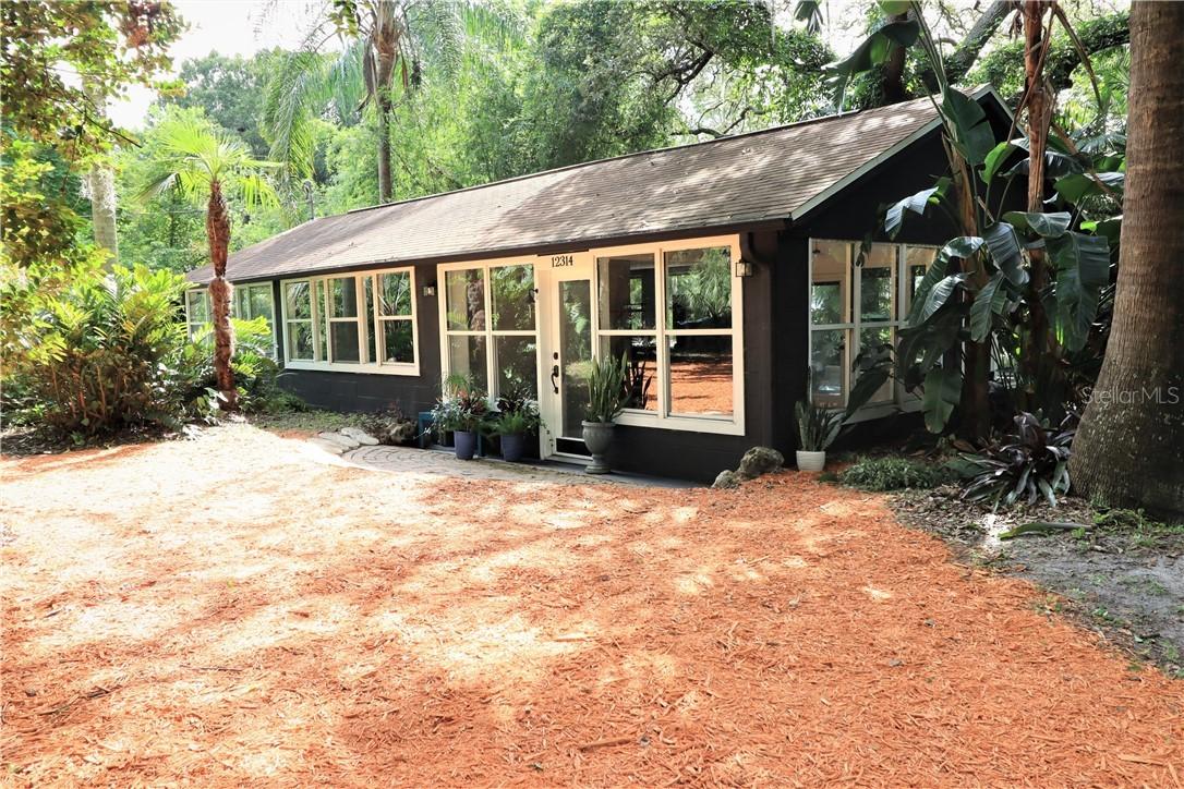 12314 Woodleigh Ave., Tampa, FL 33612