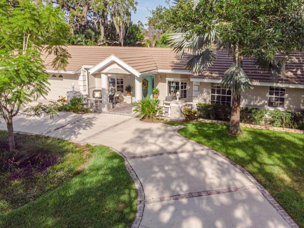 111 Crestwood Ln., Largo, FL 33770