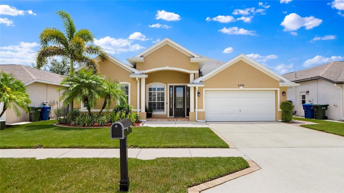 8226 Wild Oaks Cir., Largo, FL 33773