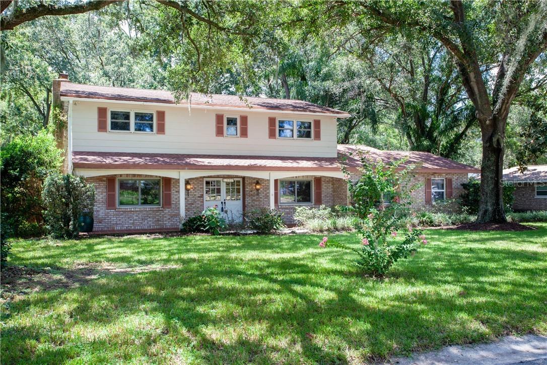 1302 Wallwood Dr., Brandon, FL 33510
