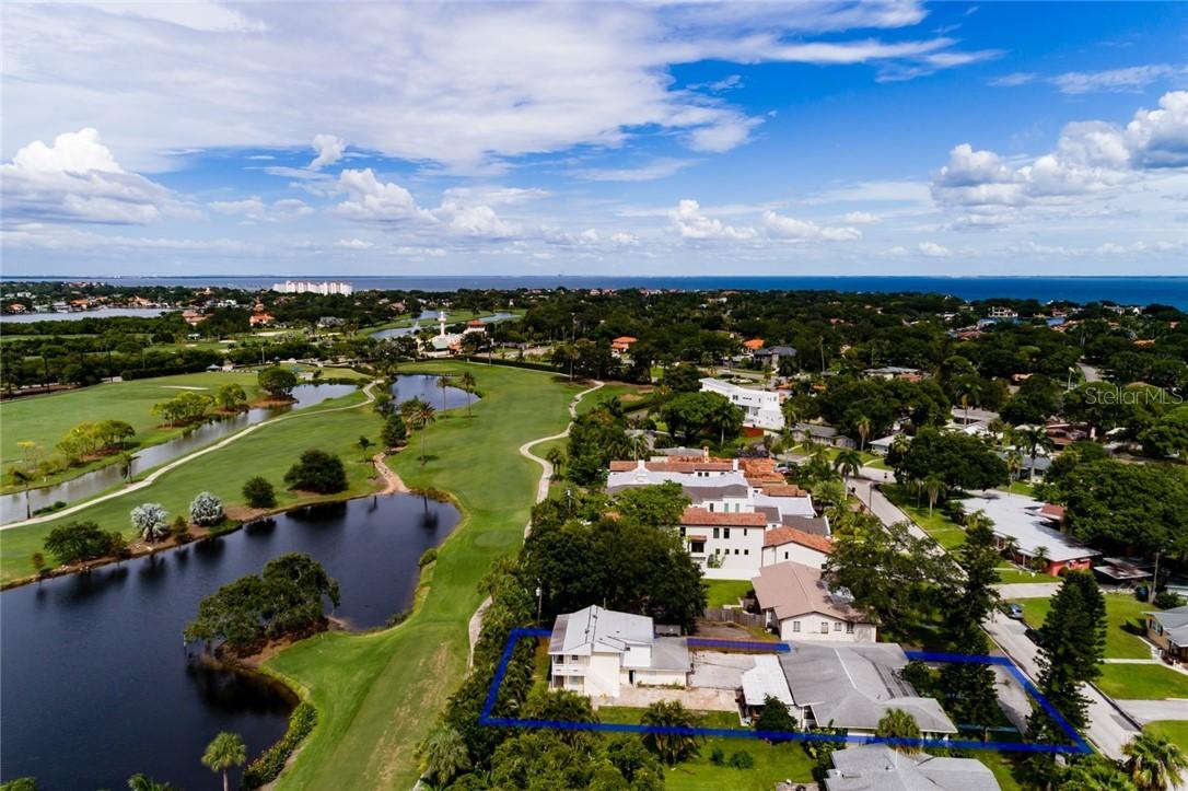 128 Ricardo Way, St Petersburg, FL 33704