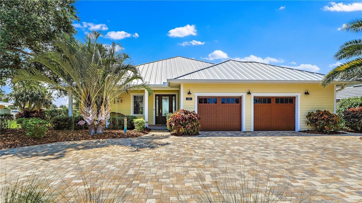 55 Dolphin Dr., Treasure Island, FL 33706