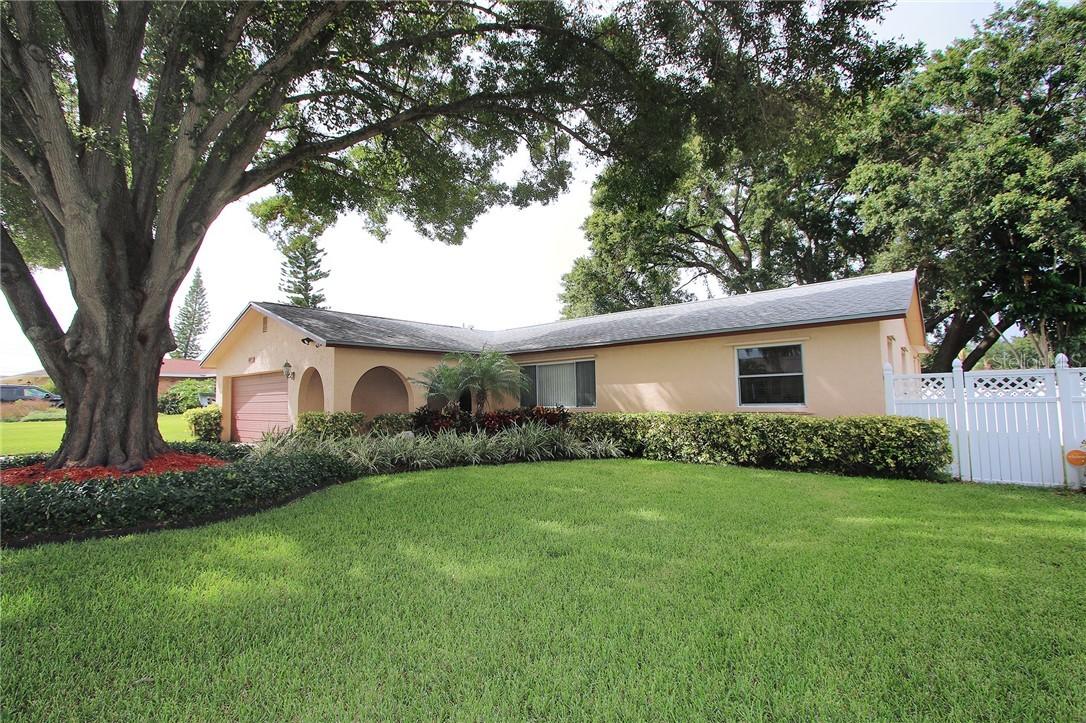 11149 131st Ave., Largo, FL 33778