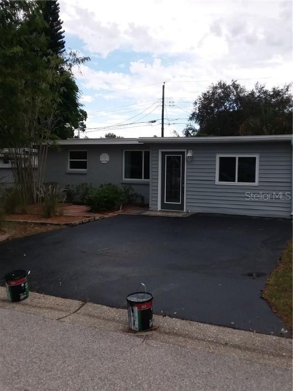 10470 122nd Ave., Largo, FL 33773