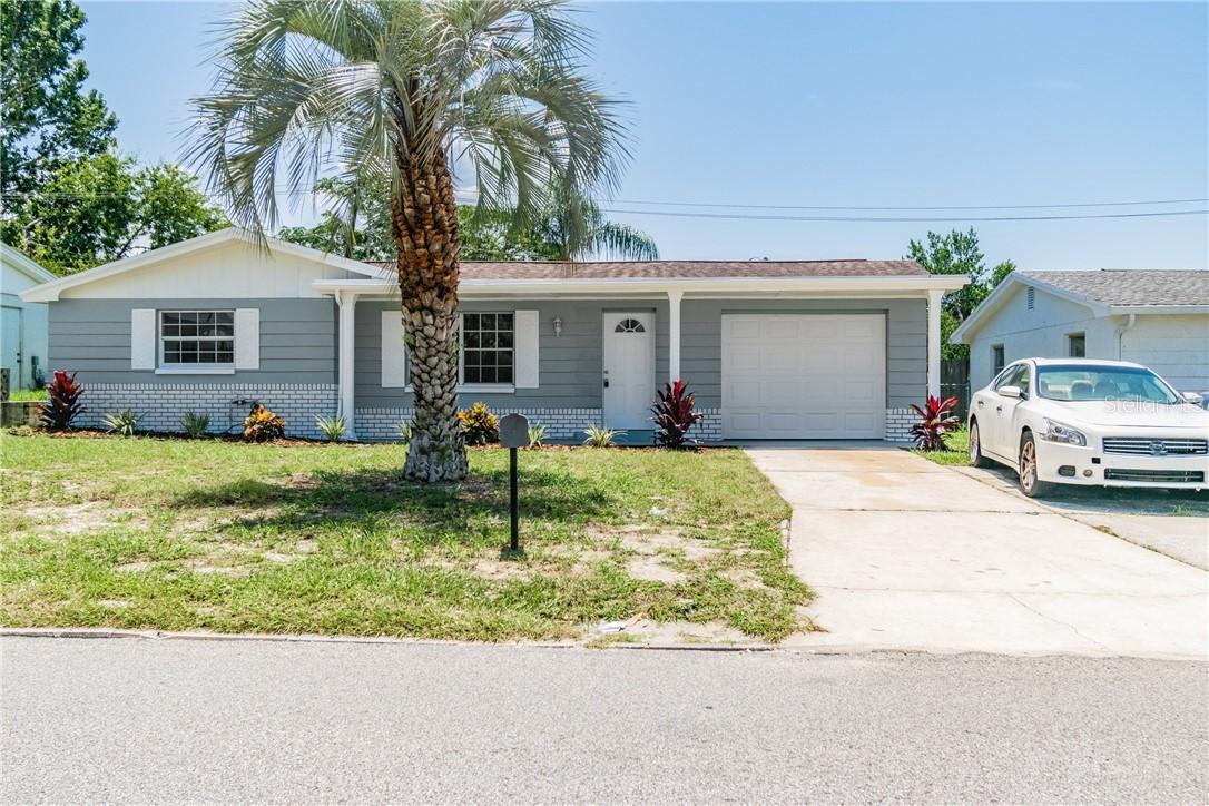 4152 Beacon Square Dr., Holiday, FL 34691