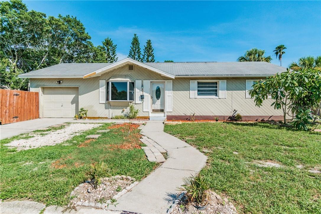 252 Dolphin Ave., St Petersburg, FL 33705