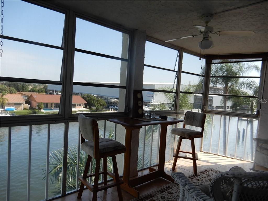 4902 38th Way #412, St Petersburg, FL 33711