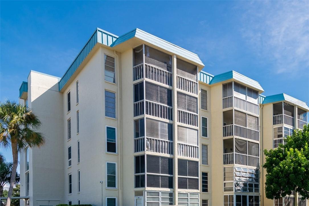 4900 38th Way #504, St Petersburg, FL 33711
