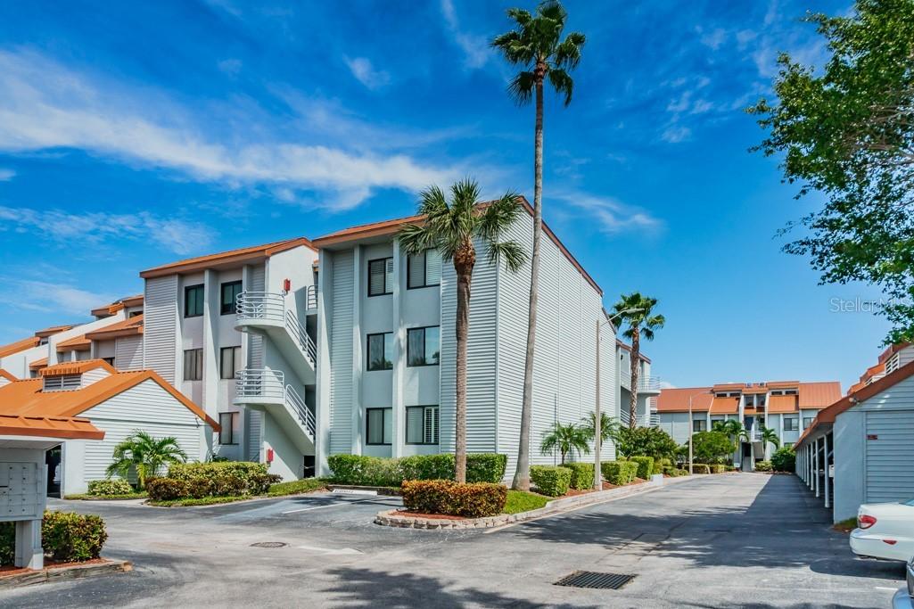 557 Pinellas Bayway #112, Tierra Verde, FL 33715