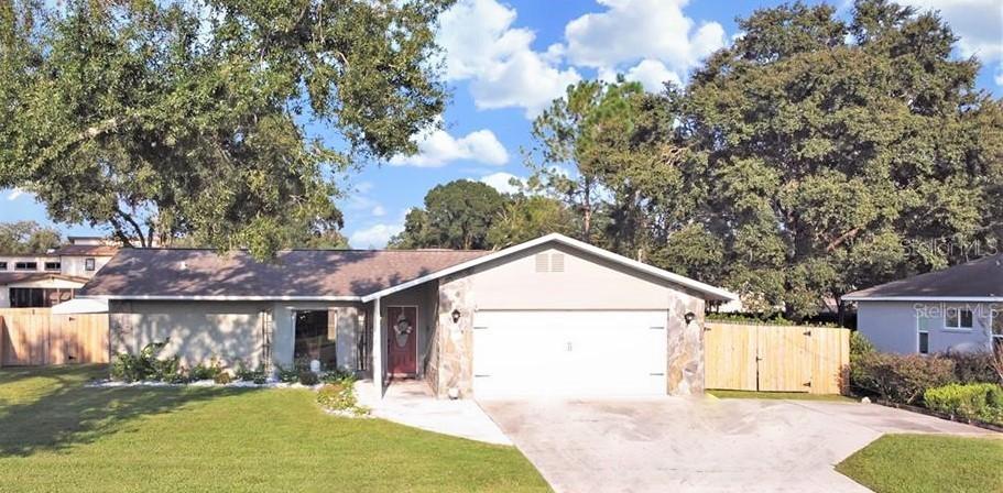 3016 Lake Saxon Dr., Land O Lakes, FL 34639