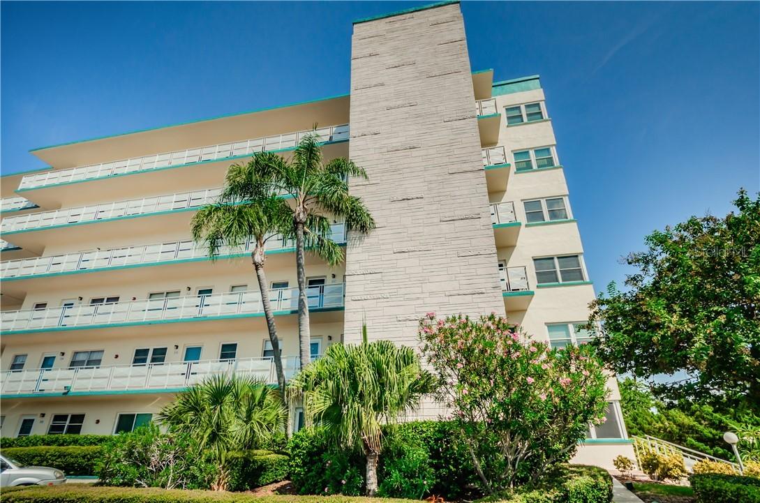 2960 59th St. #401, Gulfport, FL 33707