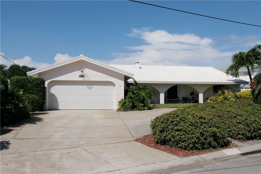 5920 Bahama Way, St Pete Beach, FL 33706