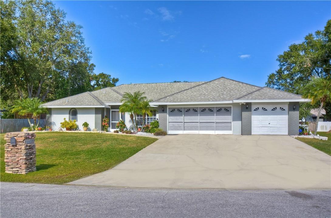 22453 Shoreside Dr., Land O Lakes, FL 34639