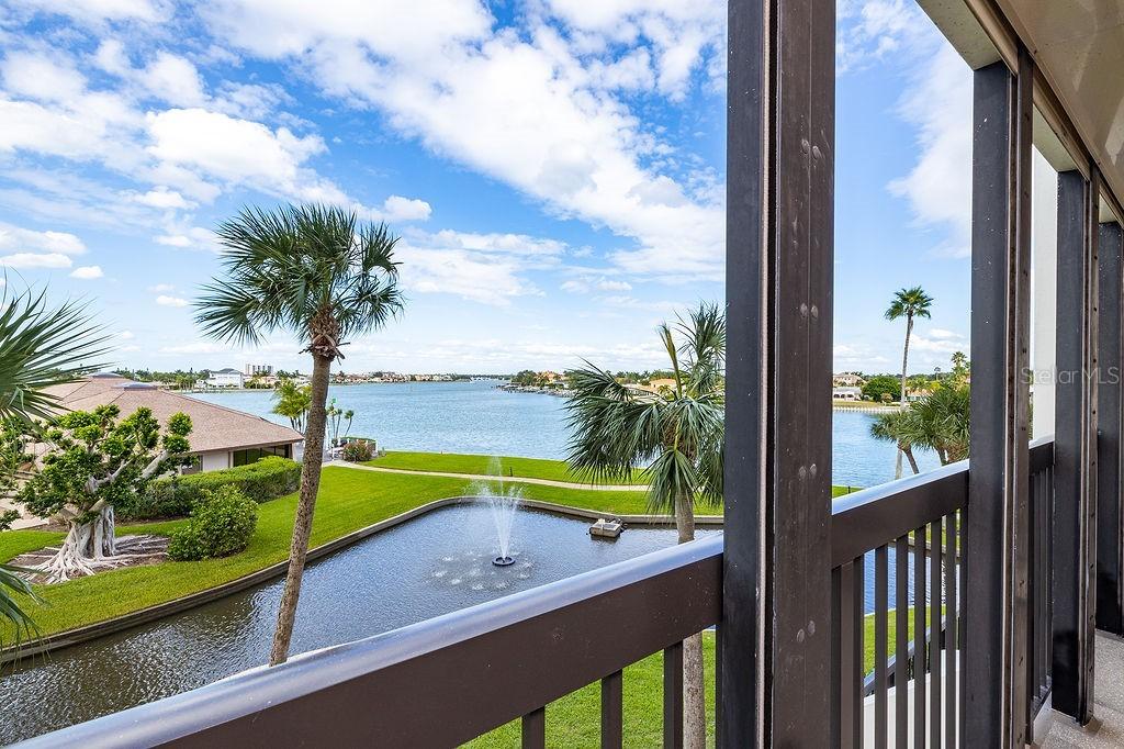 9425 Blind Pass Rd. #306, St Pete Beach, FL 33706