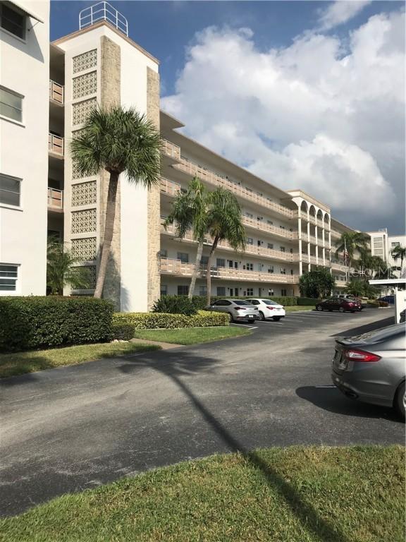 5603 80th St. #504, St Petersburg, FL 33709