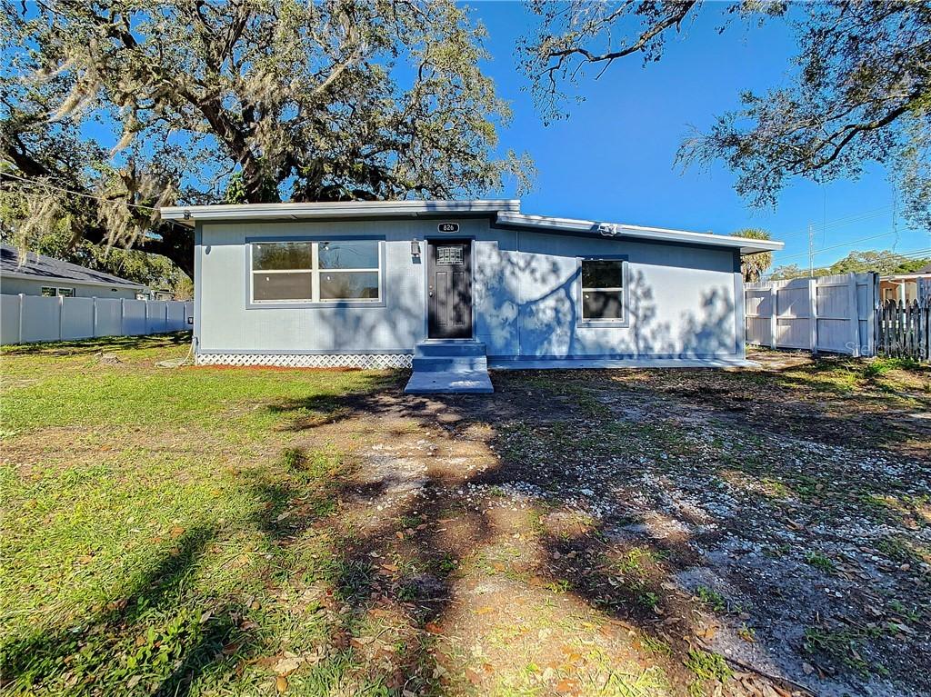 826 E Mcewen Ave., Tampa, FL 33612