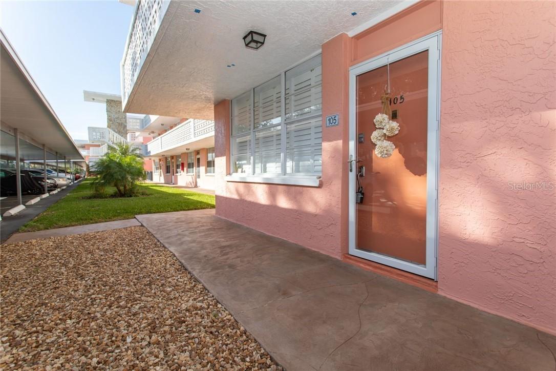 4720 Locust St. #105, St Petersburg, FL 33703