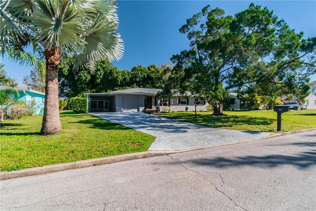 1012 Freemont St., Gulfport, FL 33707