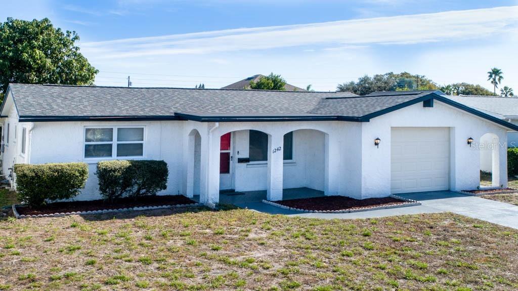 1242 Viking Dr., Holiday, FL 34691