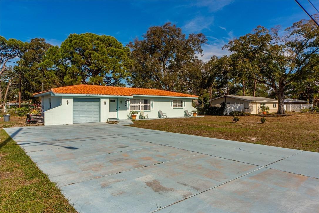 2141 Pinellas Point Dr., St Petersburg, FL 33712