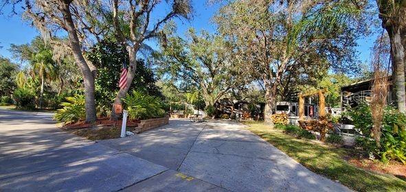 242 Stallion Ln., Lake Wales, FL 33898