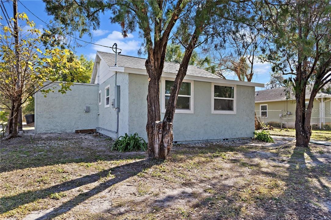 1616 37th St., St Petersburg, FL 33711