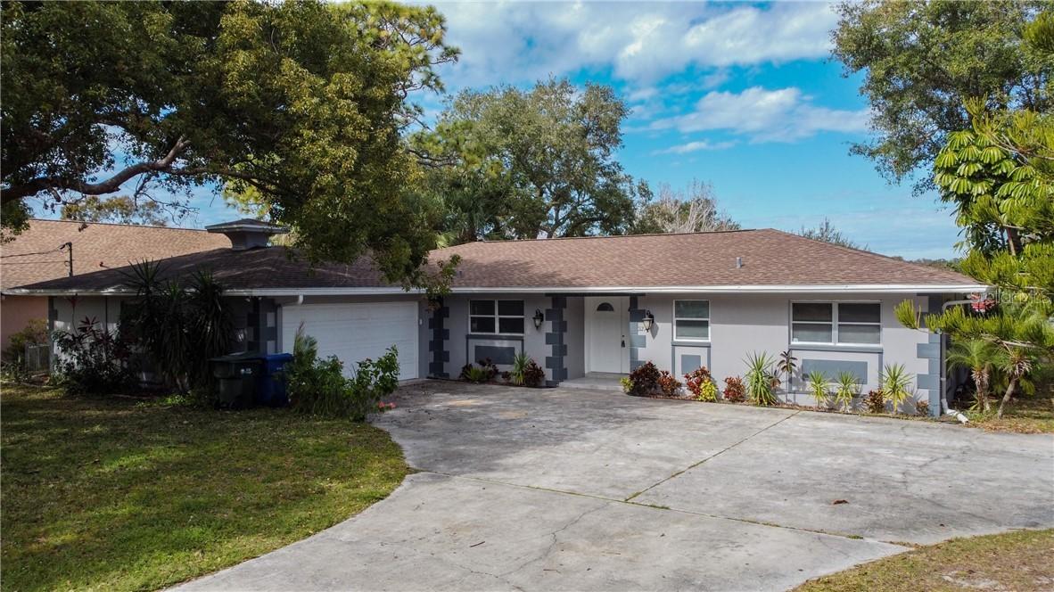 3273 Harbor Lake Dr., Largo, FL 33770