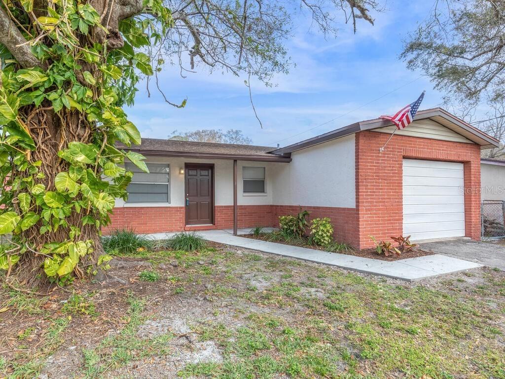 4221 44th Ave., St Petersburg, FL 33714