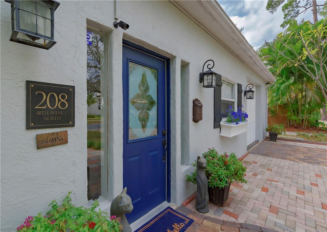 208 48th Ave., St Petersburg, FL 33703