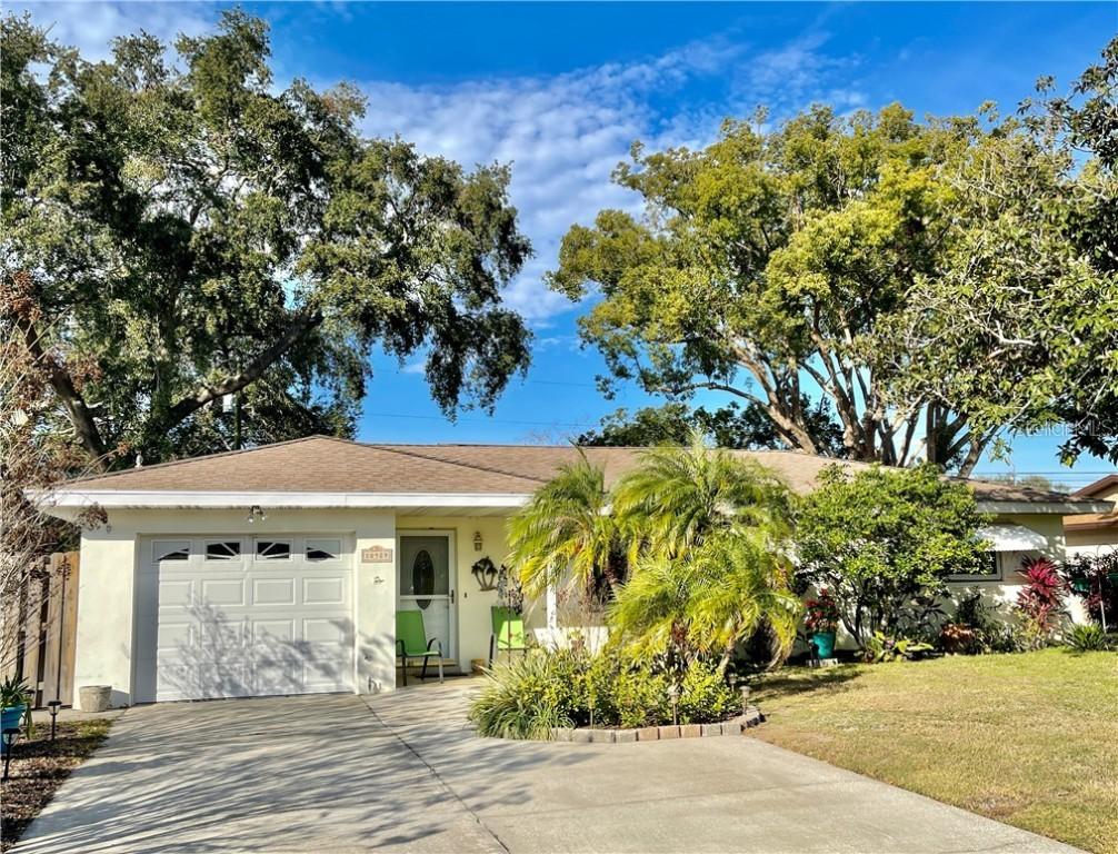 10929 90th Ave., Seminole, FL 33772