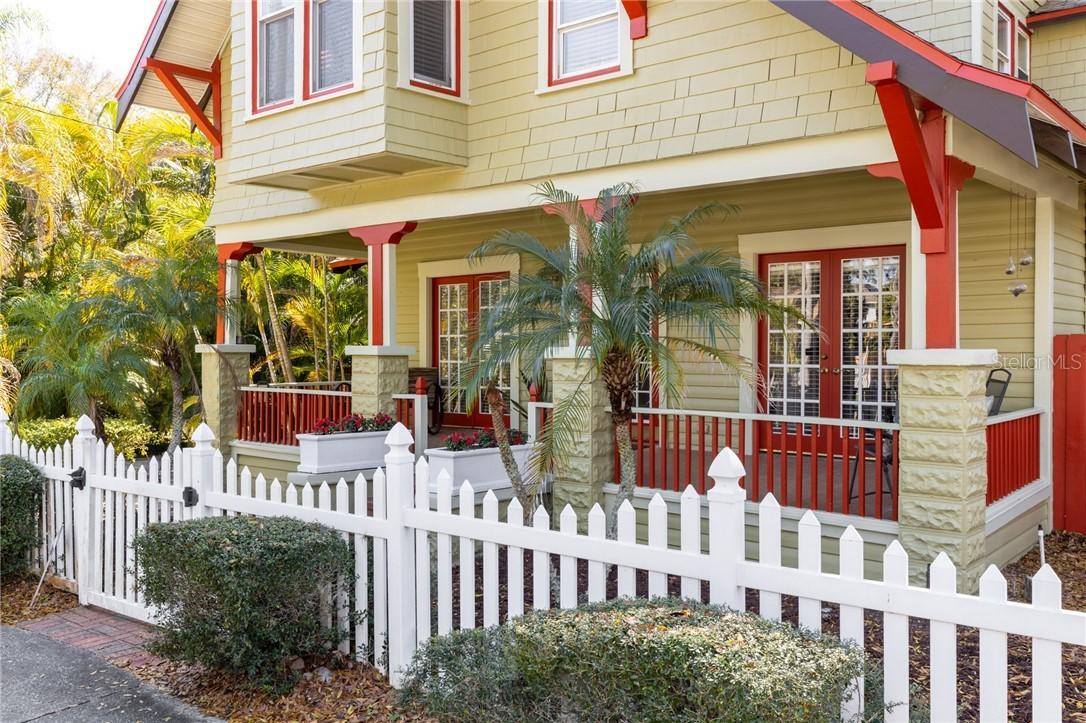 702 12th Ave., St Petersburg, FL 33701