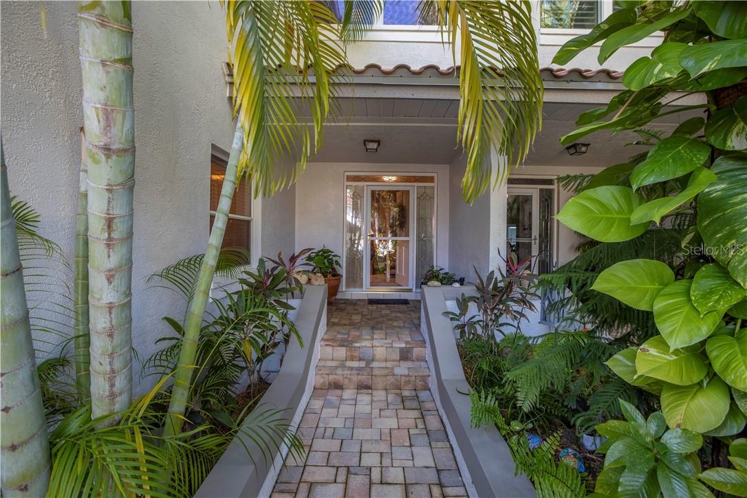 903 Pinellas Bayway South #207, Tierra Verde, FL 33715