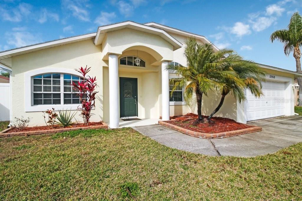 12950 Pineforest Way, Largo, FL 33773