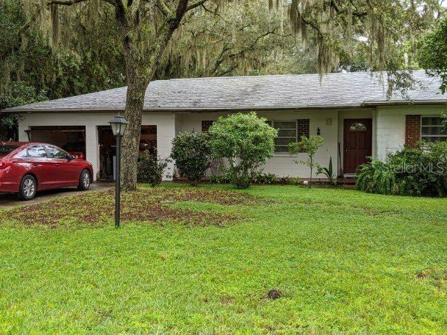 210 Gornto Lake Rd., Brandon, FL 33510