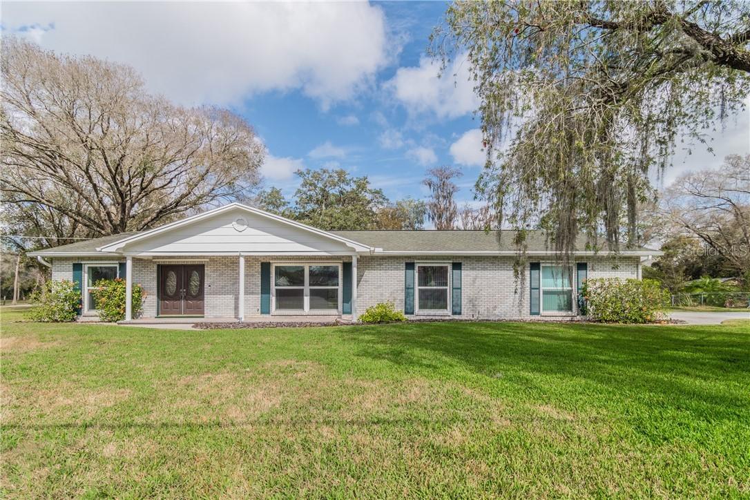 1226 Debuel Rd., Lutz, FL 33549