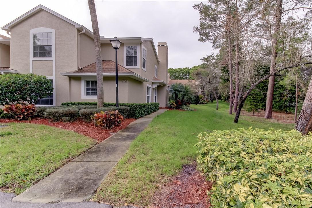 2269 Andover Cir., Palm Harbor, FL 34683