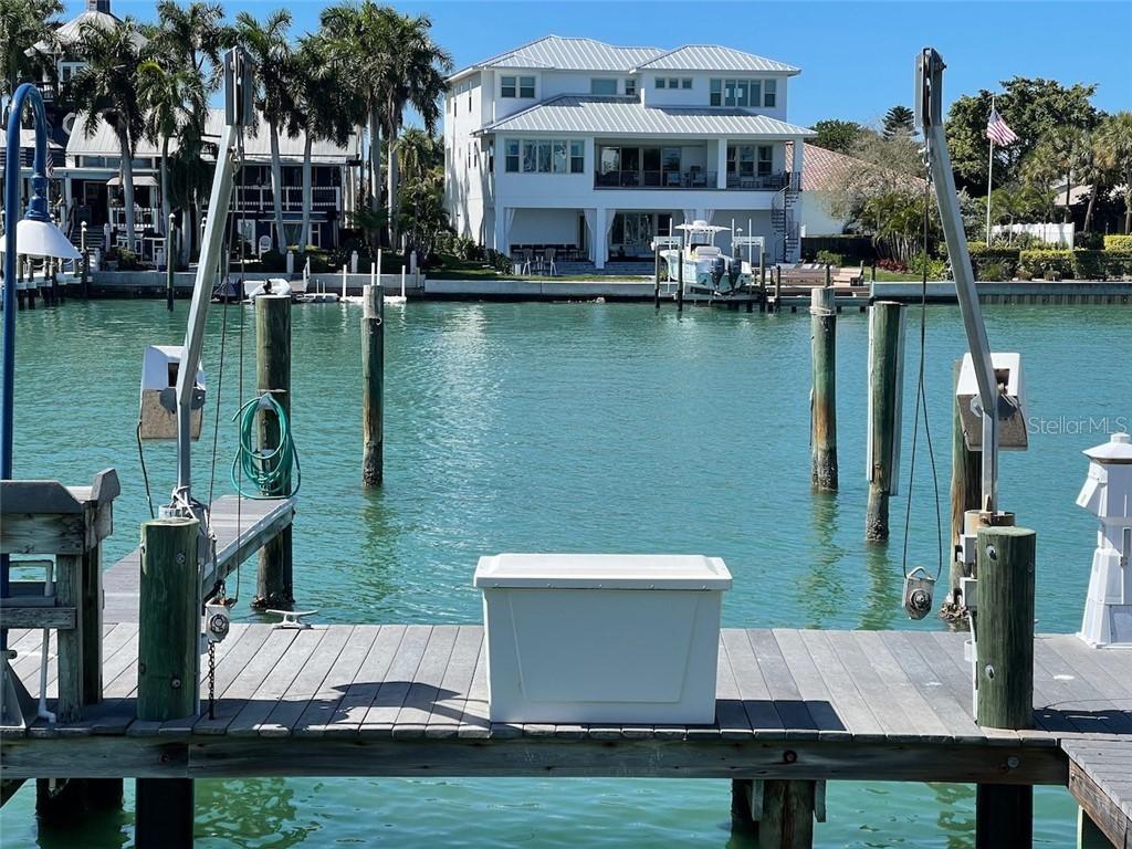 910 Pinellas Bayway South #107, Tierra Verde, FL 33715