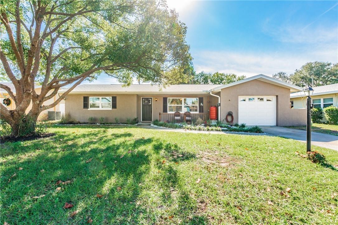 11056 90th Ter., Seminole, FL 33772