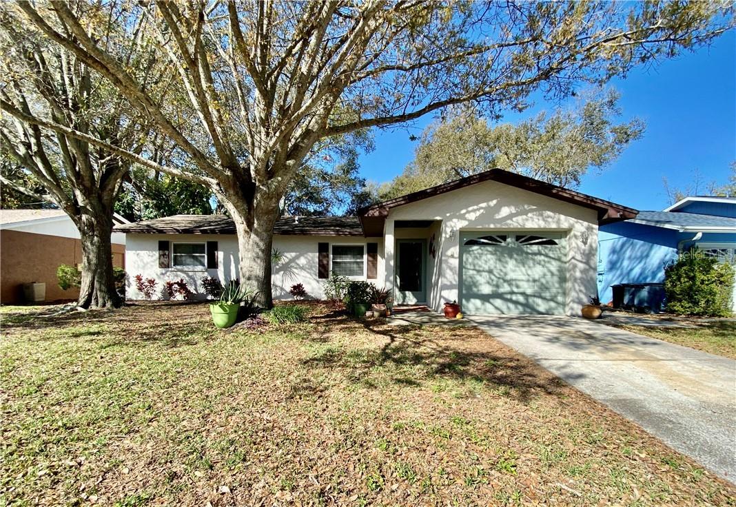 5696 73rd St., St Petersburg, FL 33709
