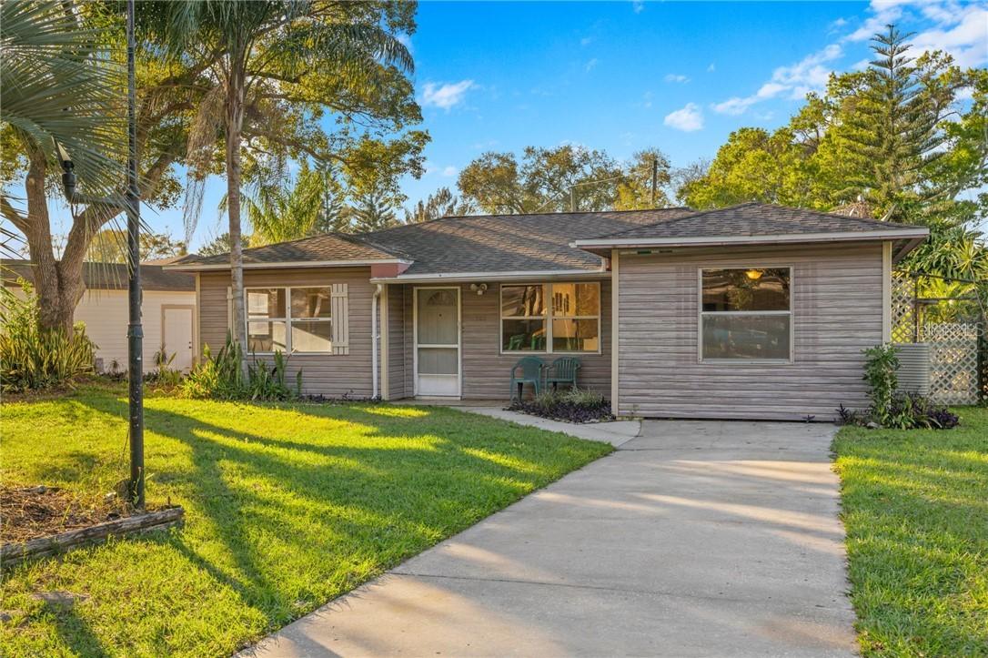 120 W Grapefruit Cir, Clearwater, FL 33759