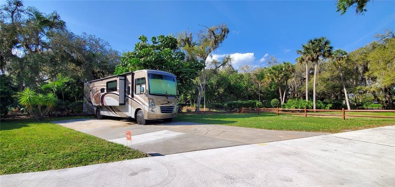 283 Foal Dr., Lake Wales, FL 33898