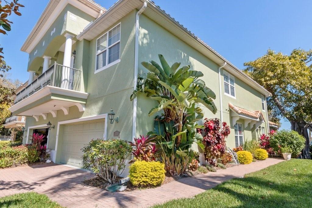 150 Banyan Bay Dr., St Petersburg, FL 33705