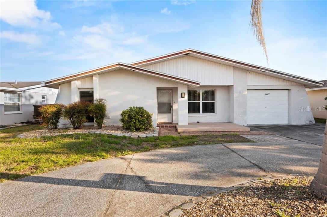 7221 King Arthur Dr., Port Richey, FL 34668