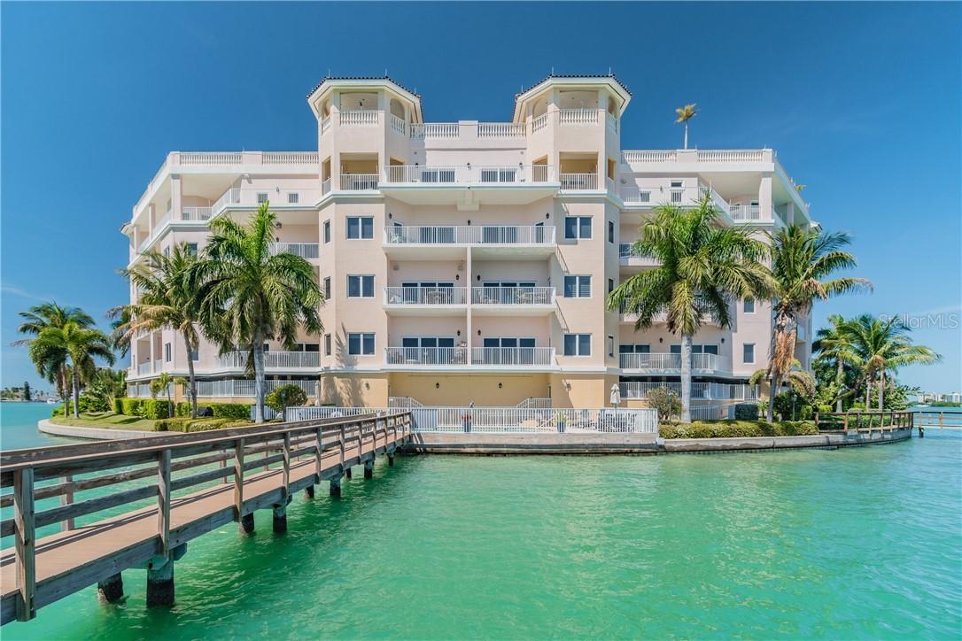 205 Brightwater Dr. #203, Clearwater, FL 33767