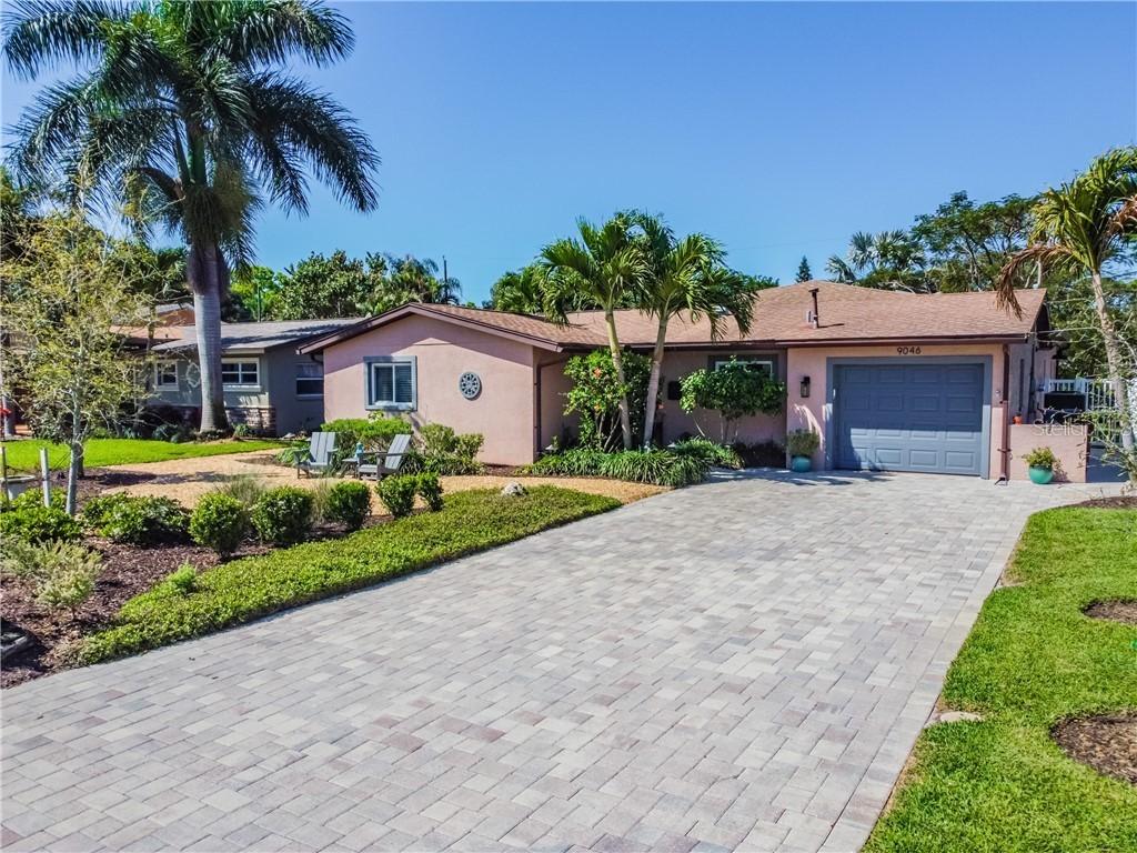 9046 Oak St., St Petersburg, FL 33702