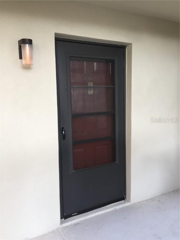 3300 Fox Chase Cir. #202, Palm Harbor, FL 34683
