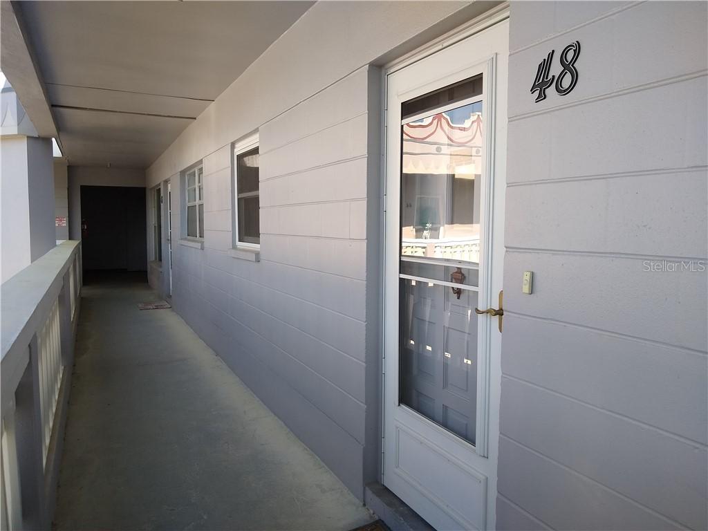 2294 Swedish Dr. #Apt 48, Clearwater, FL 33763