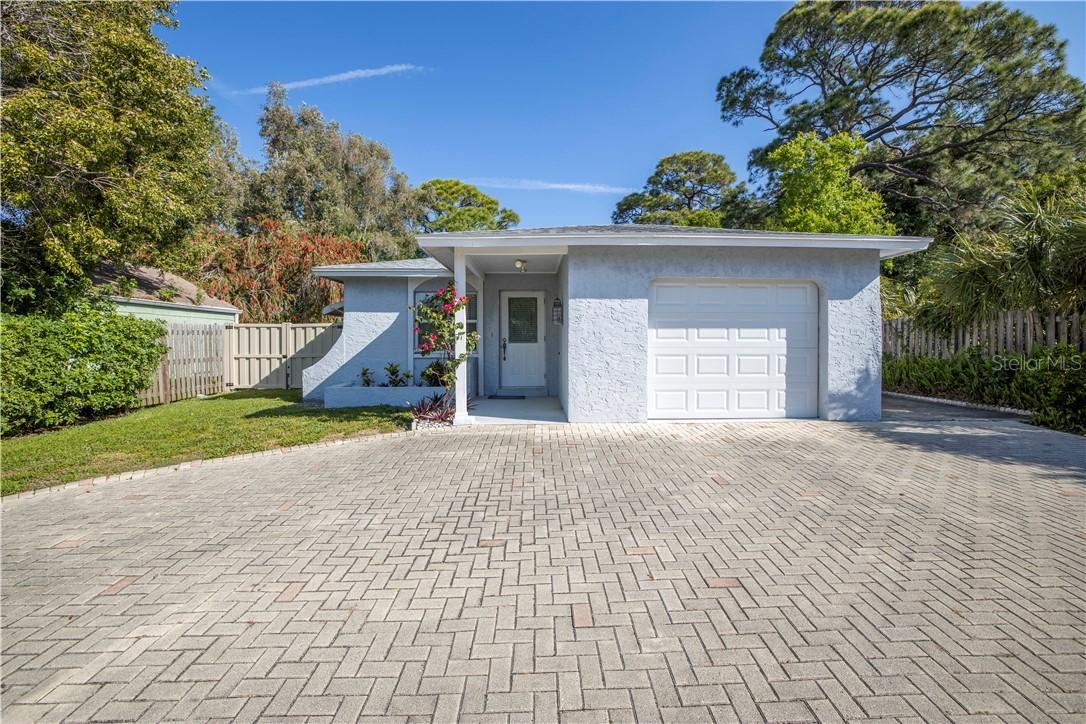 5869 27th Ave., Gulfport, FL 33707